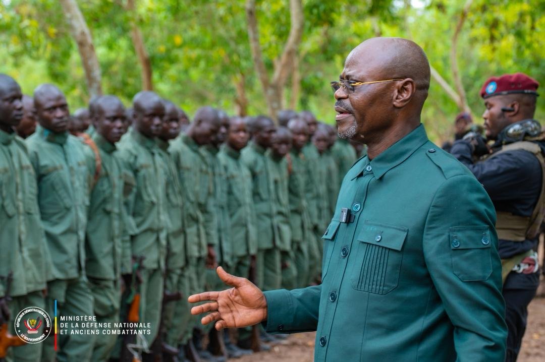 Kongo-central: Guy Kabombo envisage la délocalisation de la base de Banana