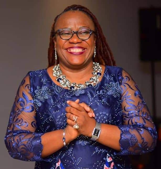 ESURSI-UNISIC : Tshisekedi bâtit, Bayedila détruit et Sombo applaudit