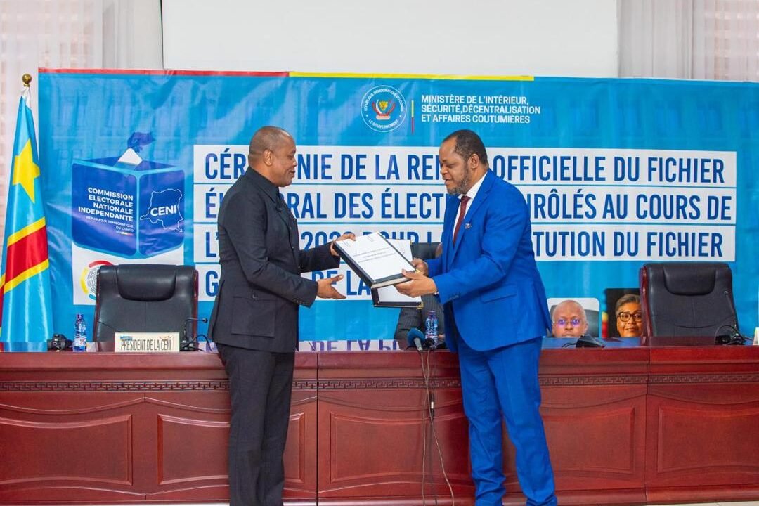 Identification nationale : la CENI et le gouvernement posent les bases d’un registre général de la population