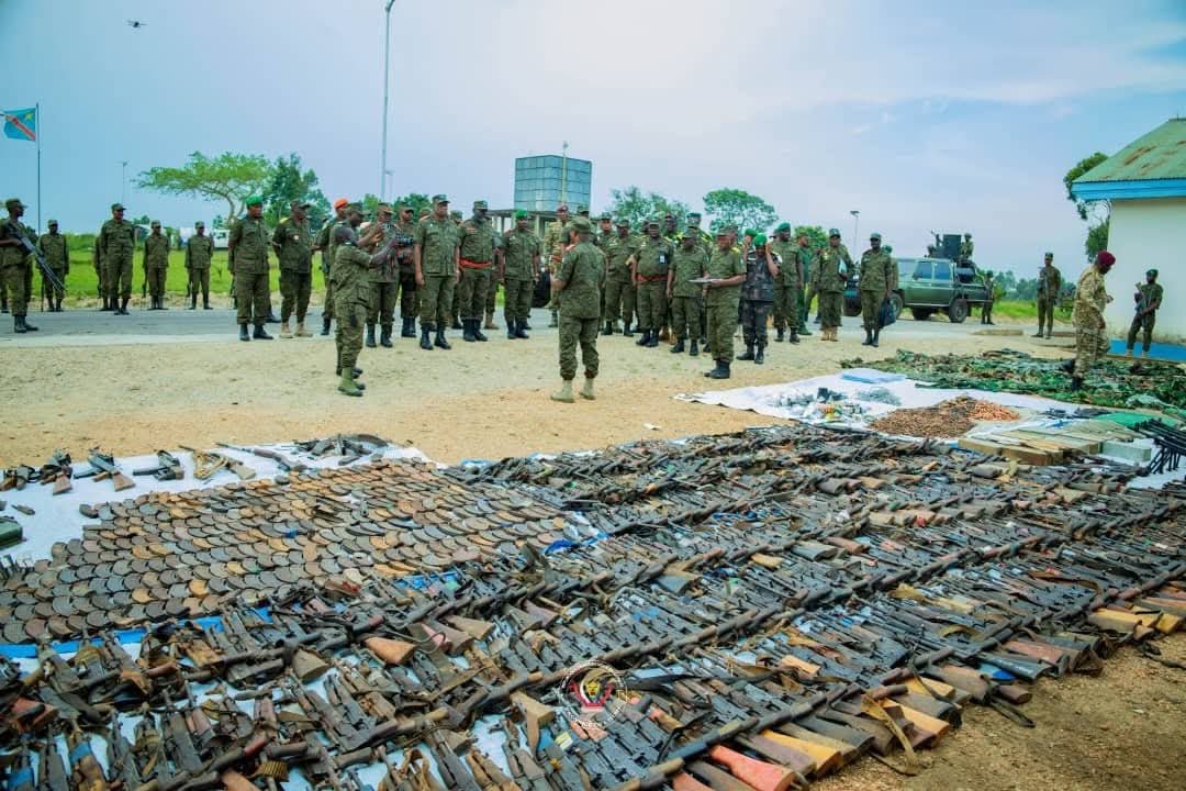 Ituri : les FARDC intensifient la traque contre la CRP et annoncent plus de 500 armes saisies
