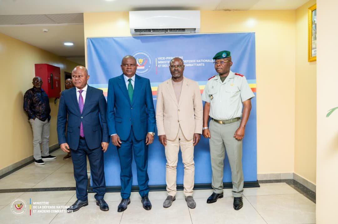 RDC: La présence de 3 000 éleveurs Mbororo au Nord-Ubangi domine les échanges entre Guy Kabombo et Grégoire Mushail