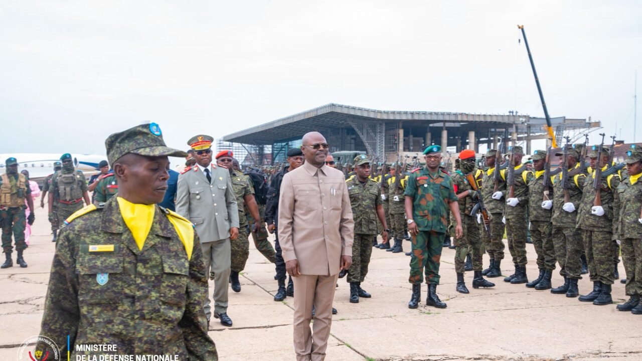 Kananga : 295 nouveaux officiers prêts à défendre la RDC, un renfort stratégique pour les FARDC !