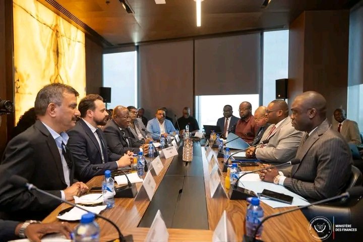 RDC : la facture normalisée devient obligatoire, les entreprises sous pression fiscale