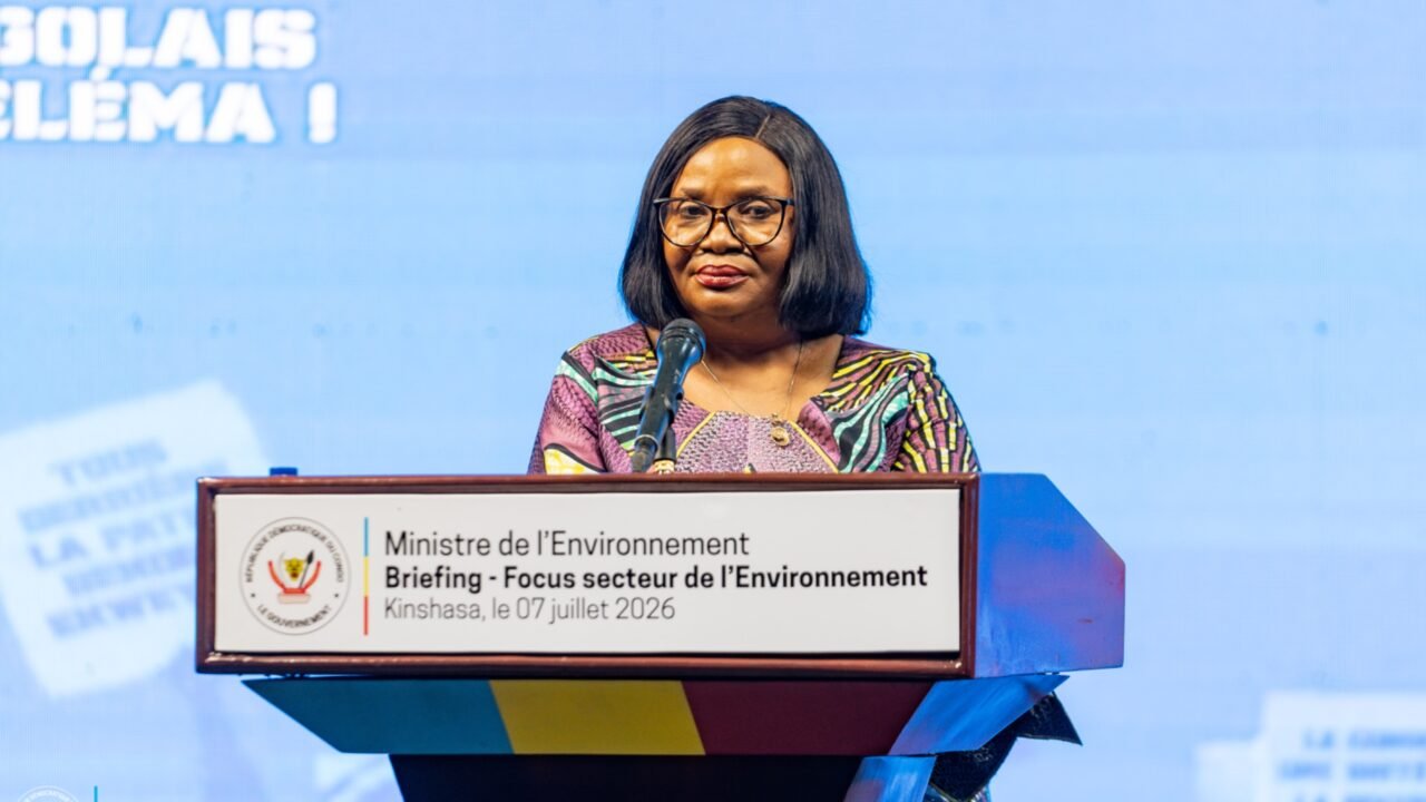 Enfouissement de la Baleine à Moanda: Le gouvernement dit avoir agit pour éviter les risques sanitaires