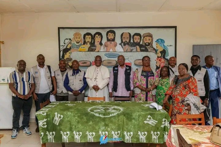 GRAND BANDUNDU : LE DG DE L’ANADEC MOBILISE LES SŒURS ENTREPRENEURES DE NTO LUZINGU AUTOUR DU PROGRAMME « DEBOUT JEUNES CONGOLAIS »