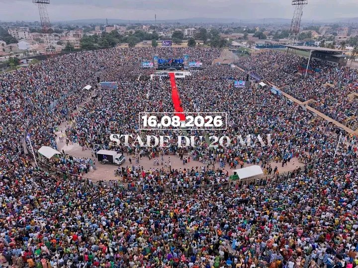KINSHASA : STADE DU 20 MAI DÉBORDÉ POUR LE CULTE D’INDÉPENDANCE SPIRITUELLE AVEC LE PROPHÈTE JULES MULINDWA