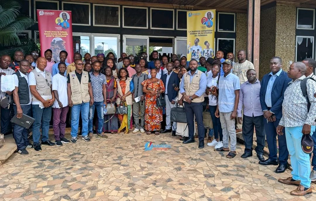 GBADOLITE : LA CONAPAS MOBILISE LES ACTEURS LOCAUX POUR LANCER LE PROGRAMME PRÉSIDENTIEL « DEBOUT JEUNES CONGOLAIS »