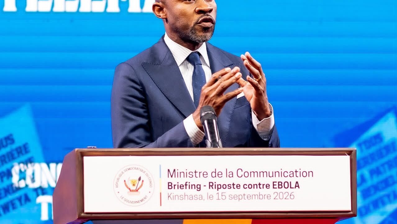 Promotion de la démocratie sous Tshisekedi : Patrick Muyaya dénonce les méthodes de l&rsquo;opposition et salue l&rsquo;échec de la marche de la C64