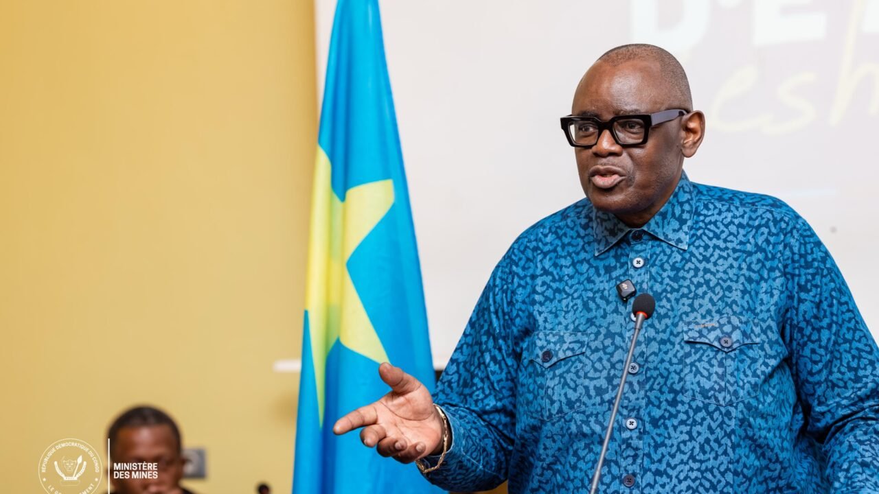​Secteur minier et éducation : Louis Watum Kabamba soutient l&rsquo;initiative de la bourse universitaire KESHO BISO