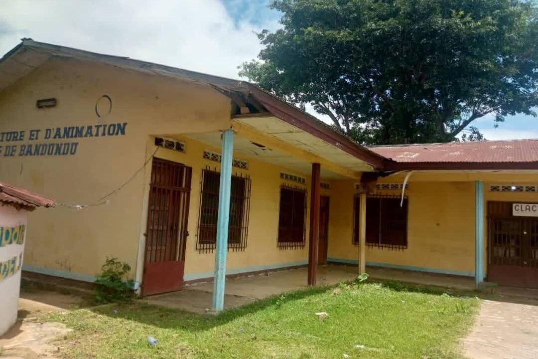 Kwilu : À Bandundu, plaidoyer pour doter la bibliothèque du CLAC et offrir aux jeunes un véritable espace de savoir