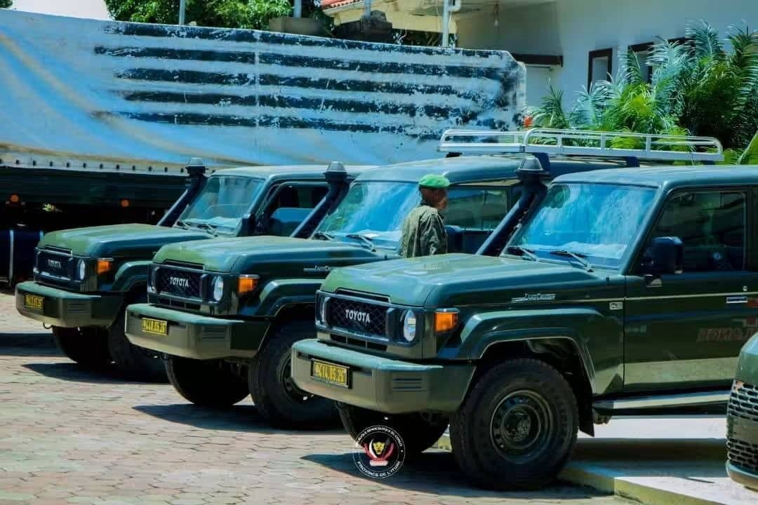Ituri : l&rsquo;Armée renforcée en véhicules militaires et ambulances pour intensifier les opérations
